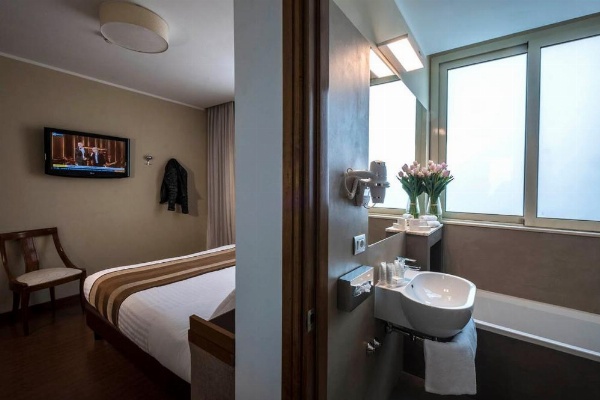 Best Western Hotel Piccadilly image 25